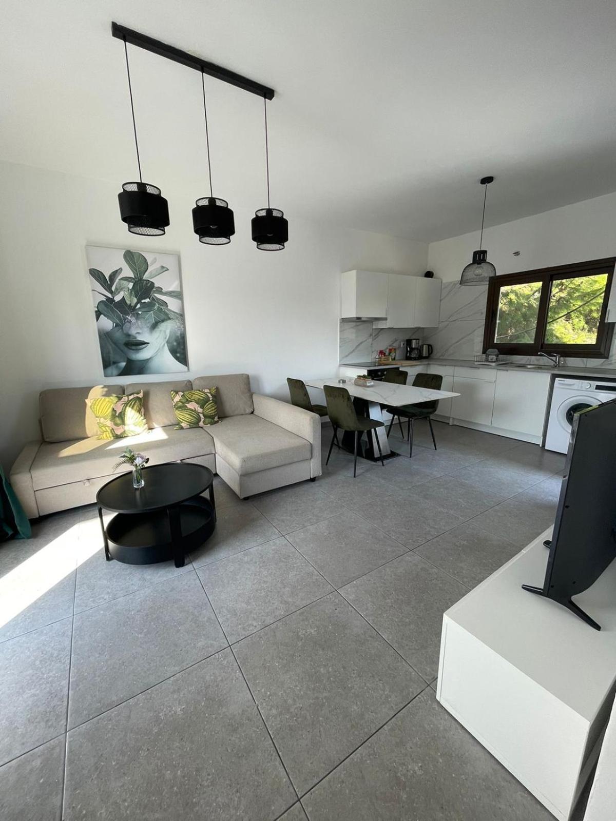 Serenityone - Centrally Located One Bedroom Apt Ayia Napa Eksteriør billede