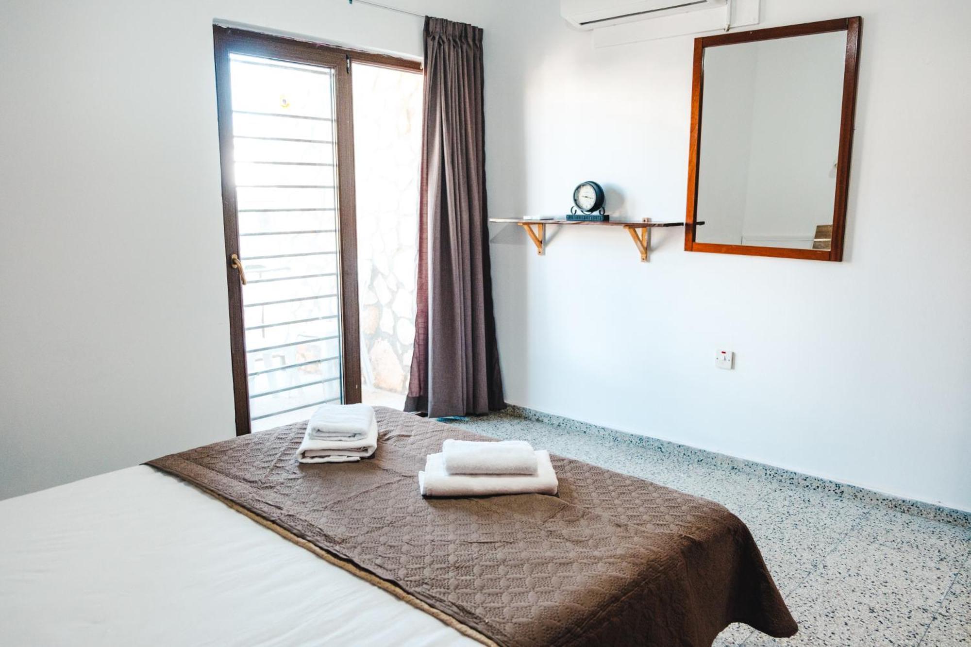 Serenityone - Centrally Located One Bedroom Apt Ayia Napa Eksteriør billede